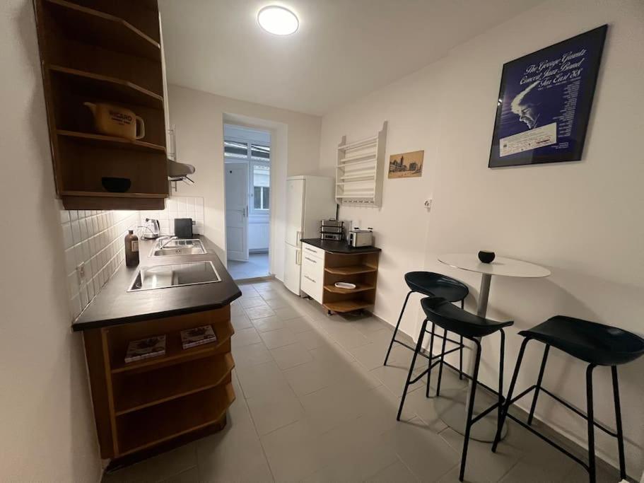 Stylisch In Sankt Johann Nahe Novartis Campus Базел Екстериор снимка